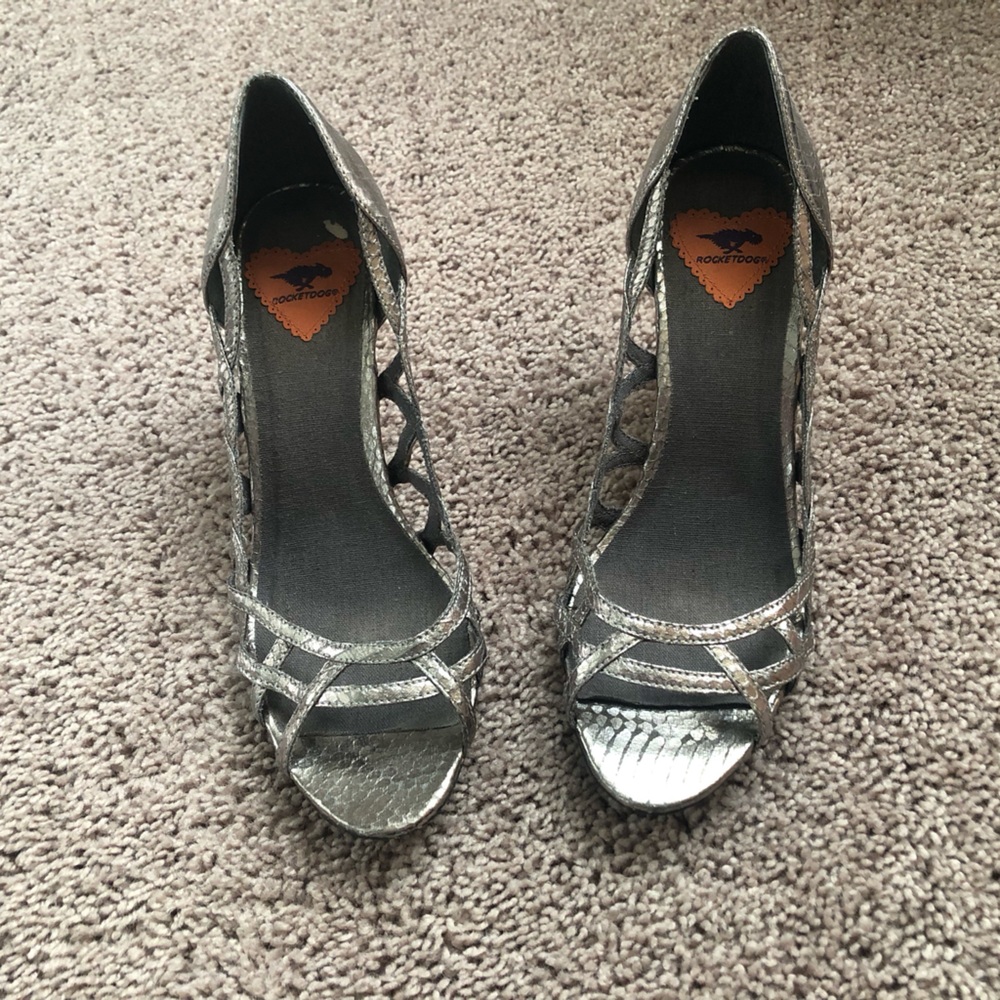 Rocket dog metallic heels